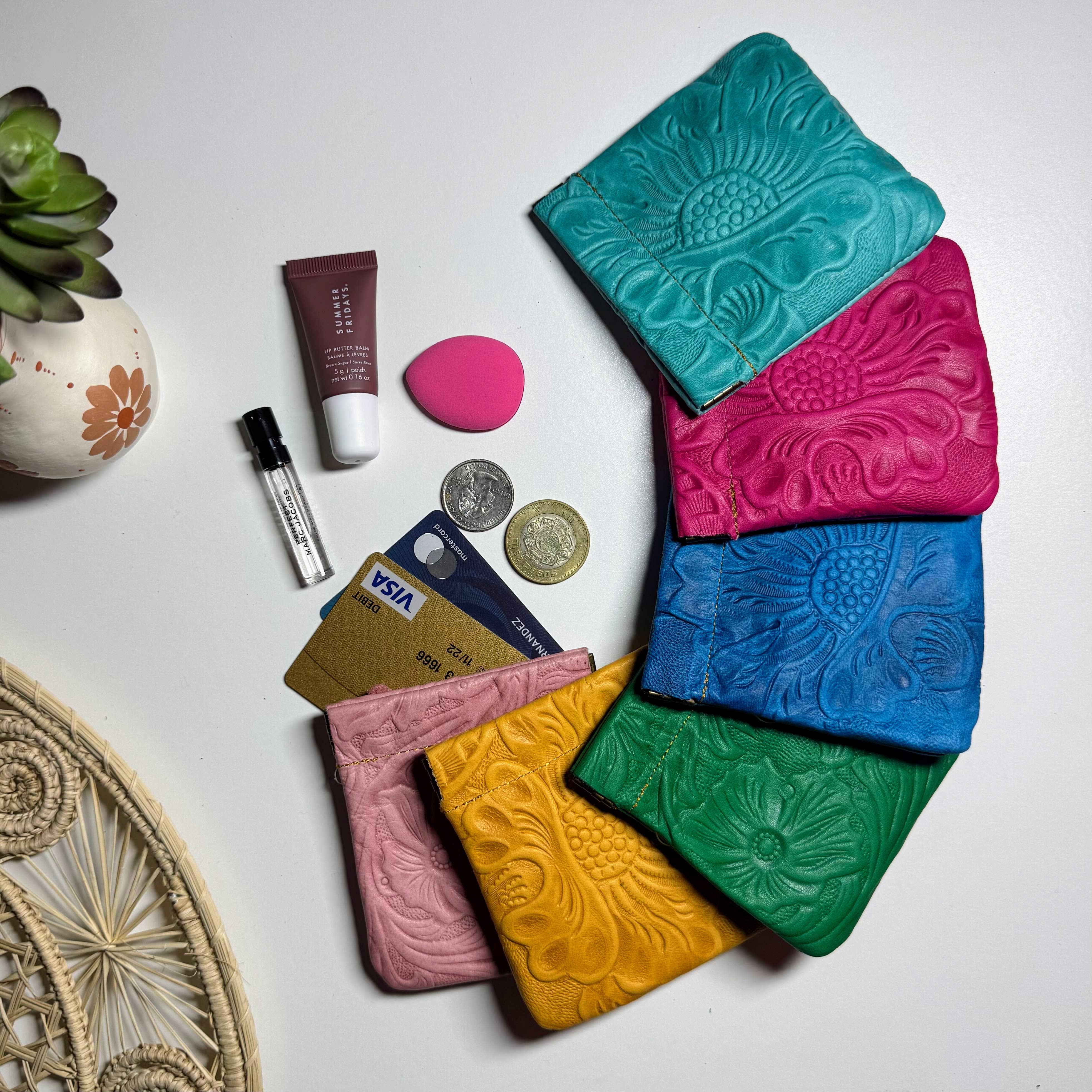 Bella Monedero | Color May Vary (Free Gift with orders over $150) - Mirasol Accessories