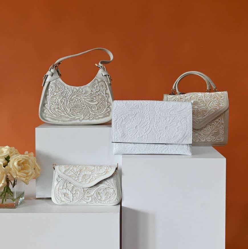 Esme Leather Crossbody Clutch | Paloma - Mirasol Accessories