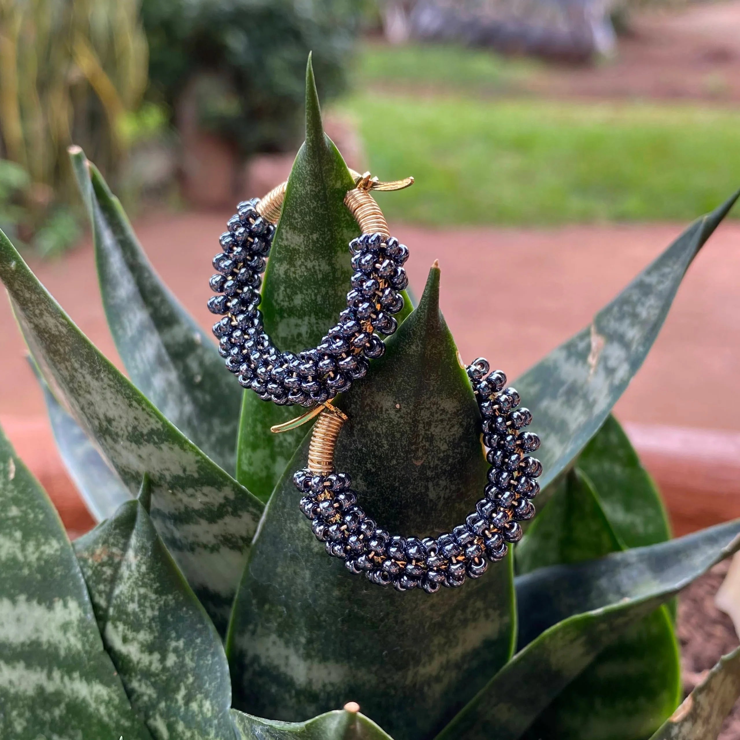 Luz Beaded Earrings Artesanales | Large	Steel Gray - Mirasol Accessories