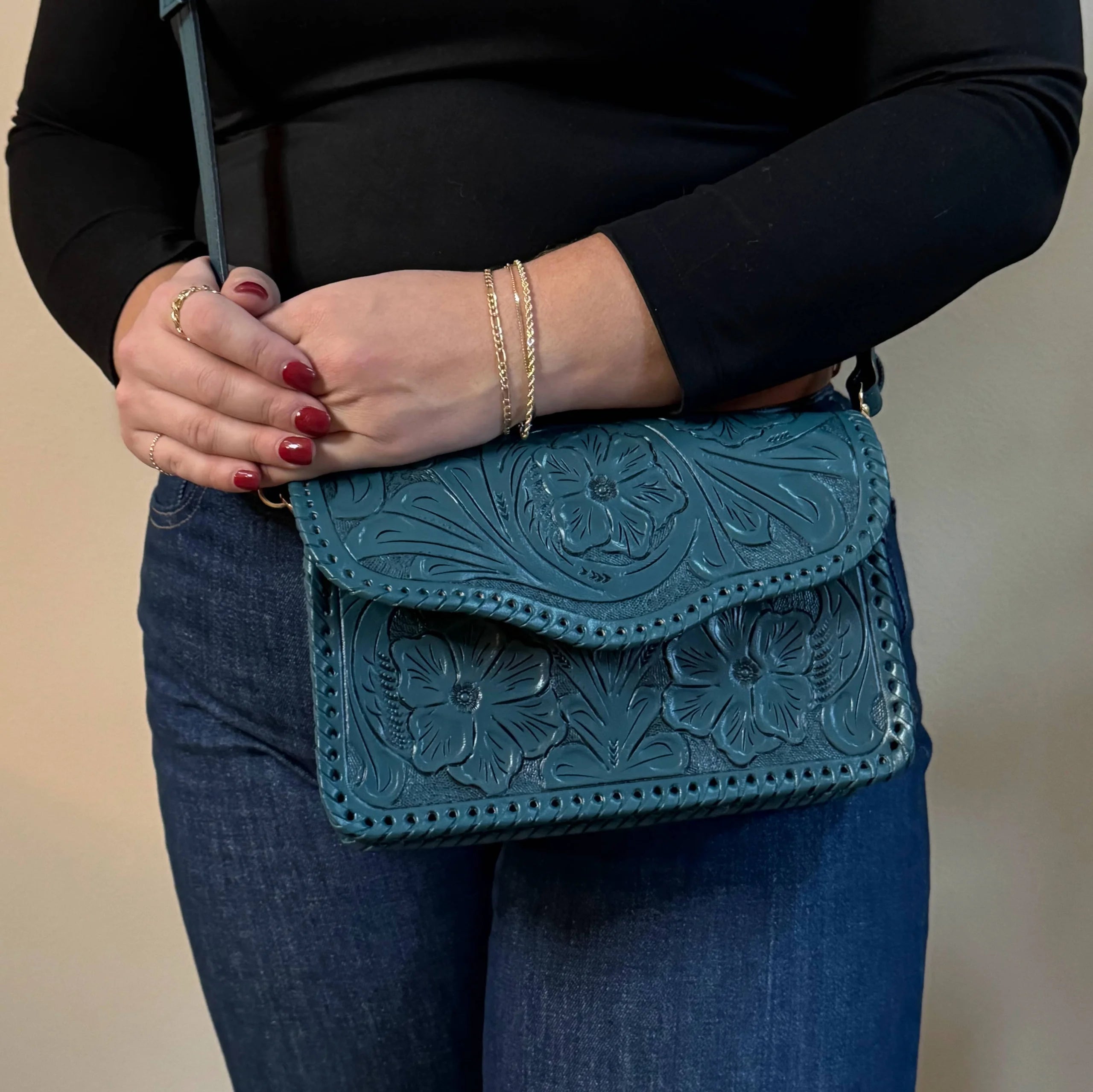 Mayra Tooled Crossbody | Azul Mar - Mirasol Accessories