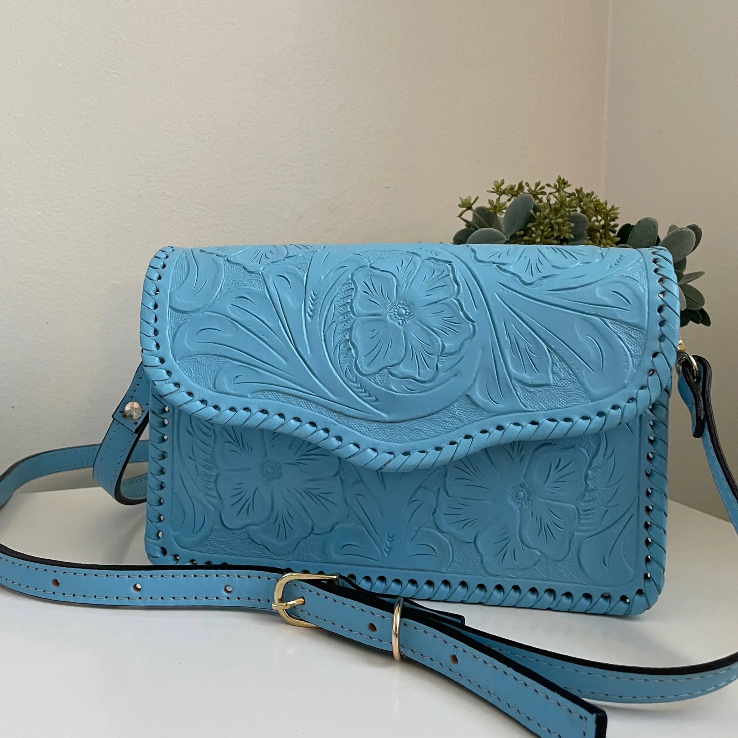 Mayra Tooled Crossbody | Cielo Azul - Mirasol Accessories