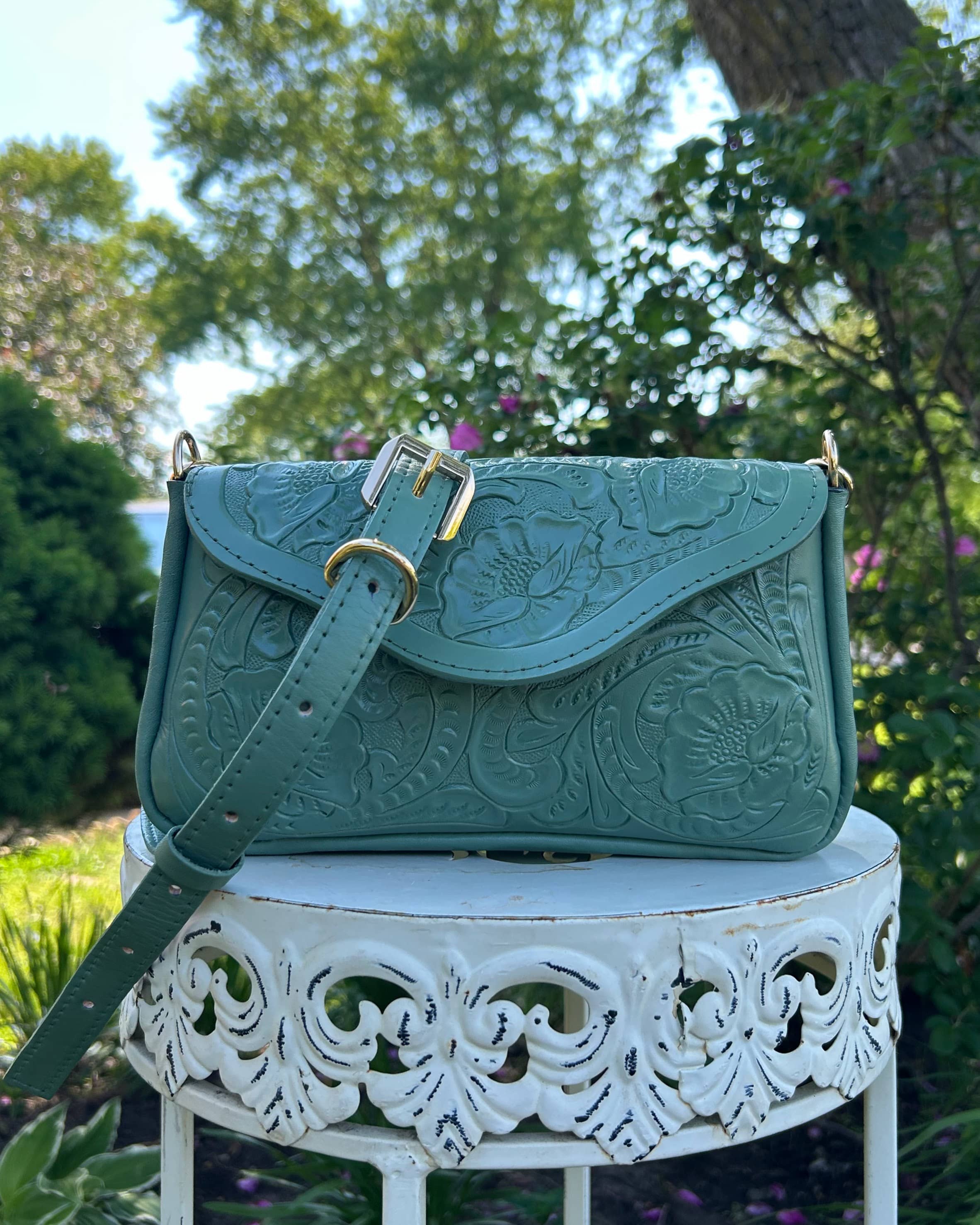 Adriana Convertible Mini | Pistacho