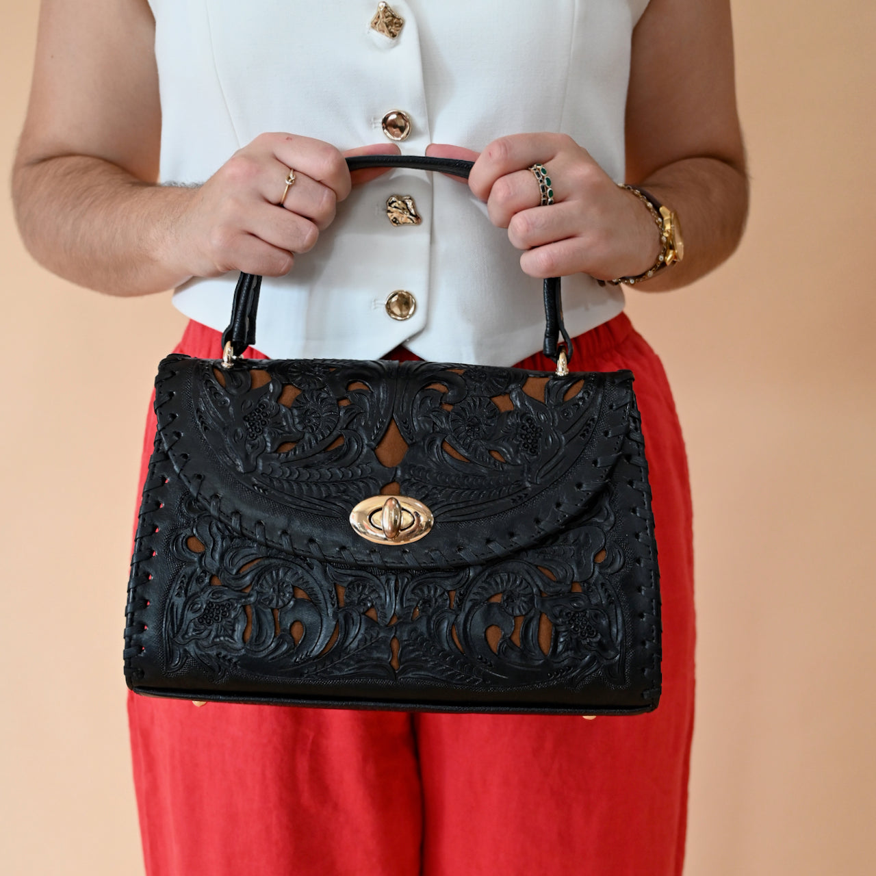 Clara Tooled Leather Crossbody | Black - Mirasol Accessories