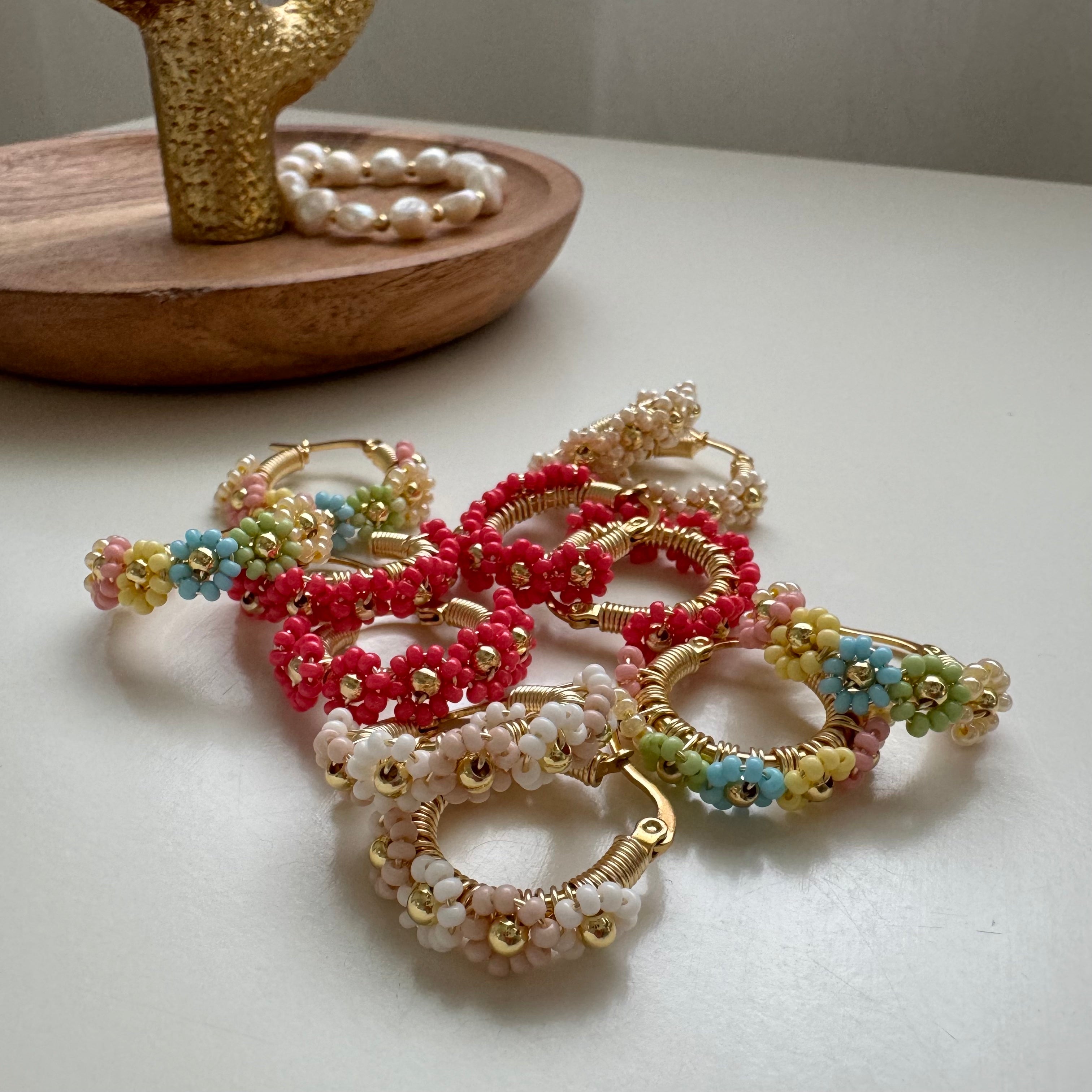 Daisy Beaded Hoops | Limon