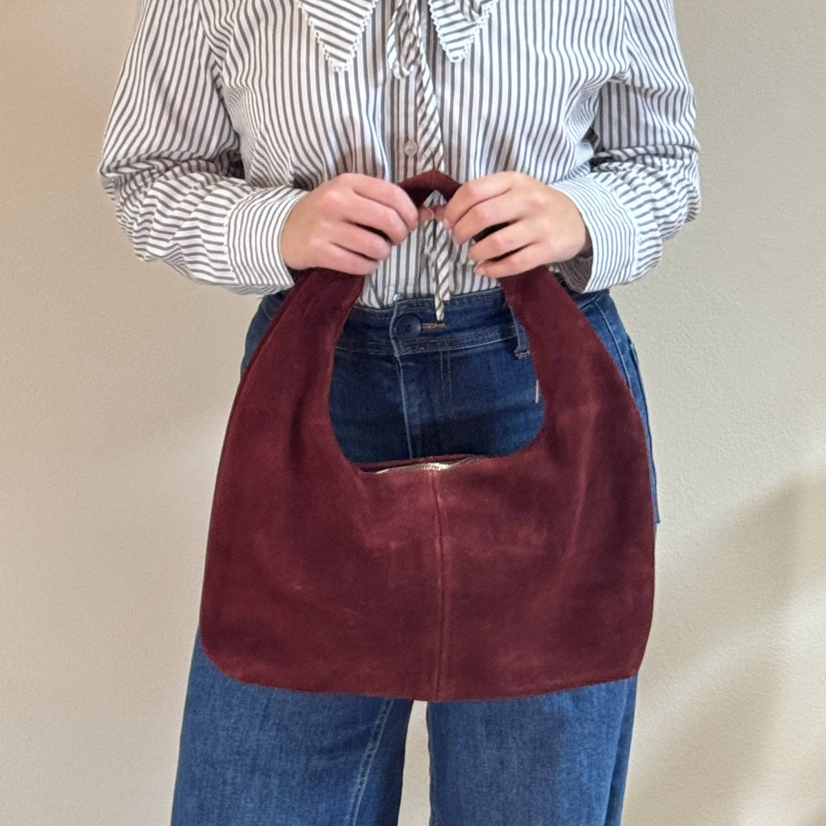 Elena Suede Shoulder Bag | Vino - Mirasol Accessories