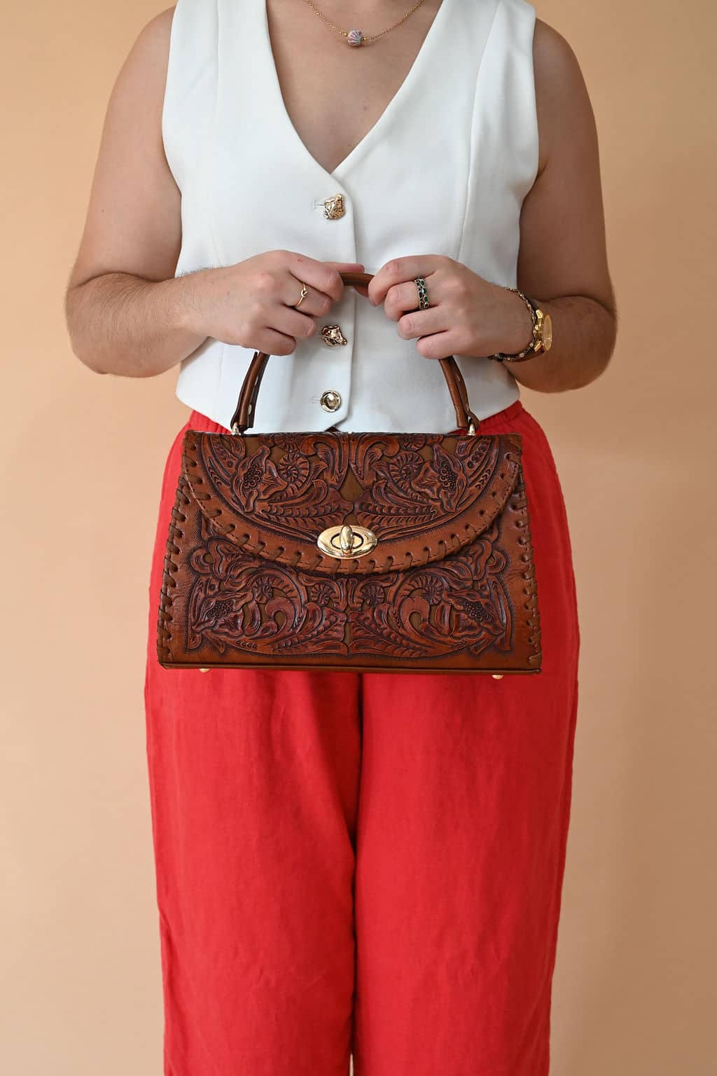 Clara Tooled Crossbody | Cafe Shedron