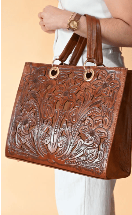 Mexican leather
Handmade Leather tote bag
