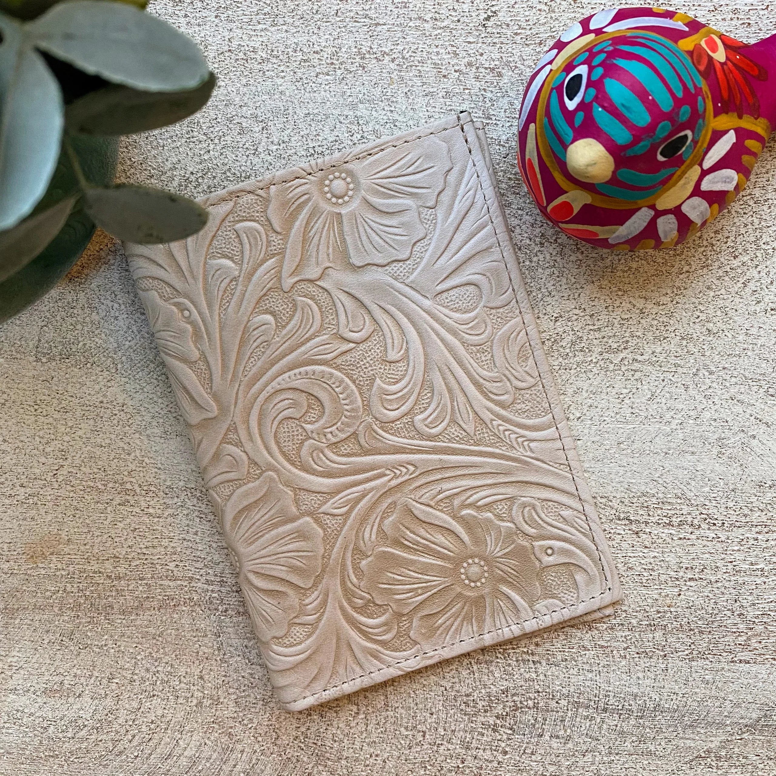 Luna Leather Passport Case | Crema