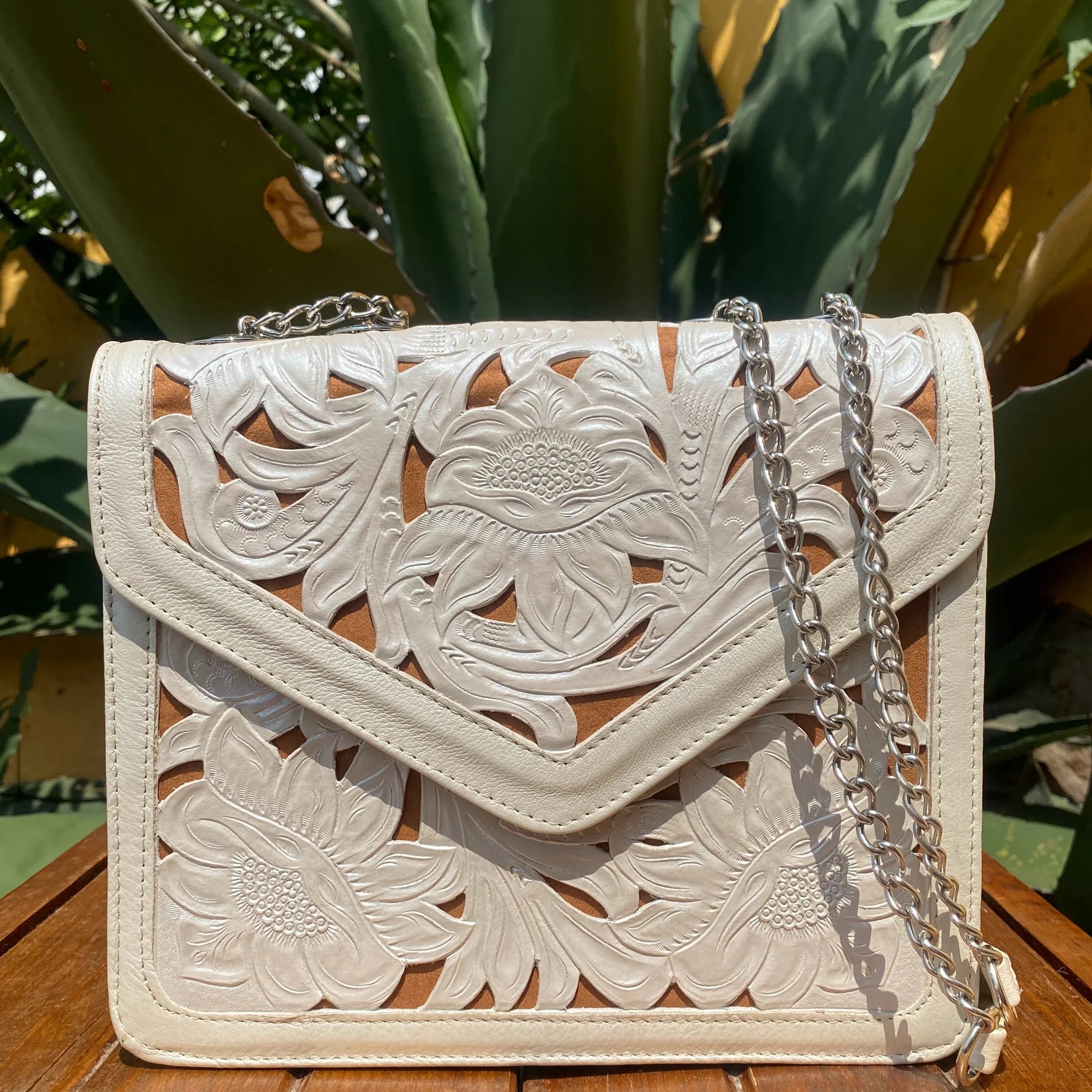 Diana Tooled Leather Bag | Perla | Mirasol Accessories