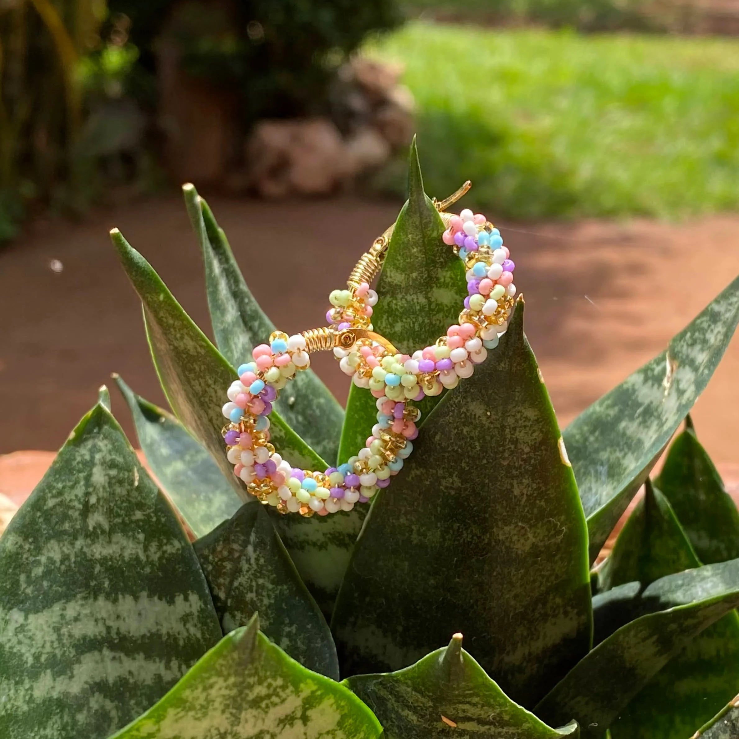 Luz Beaded Earrings Artesanales | Large	De Colores Pastel