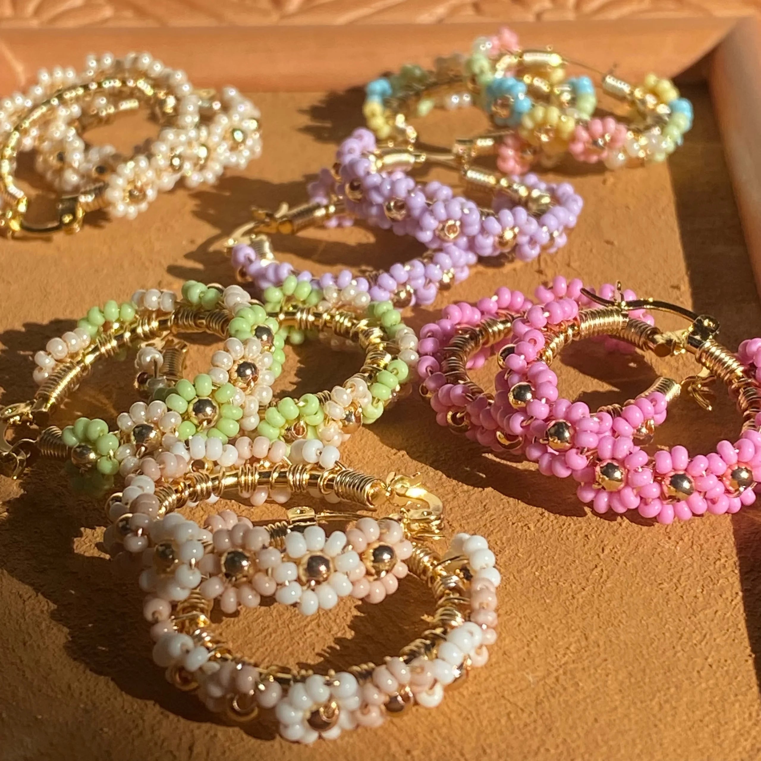 Daisy Beaded Hoops | Golden Pearl