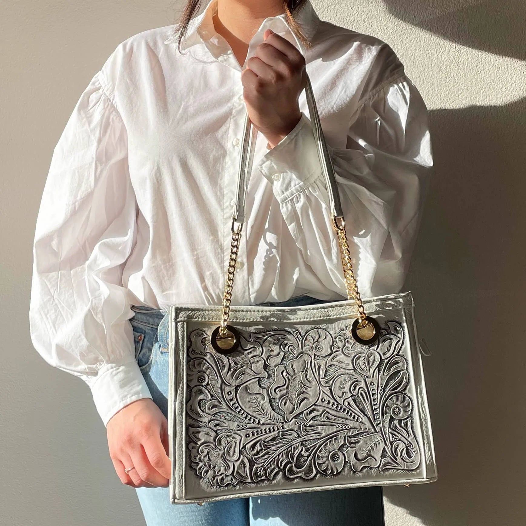 Grecia Tooled Leather Crossbody  | Blanca - Mirasol Accessories