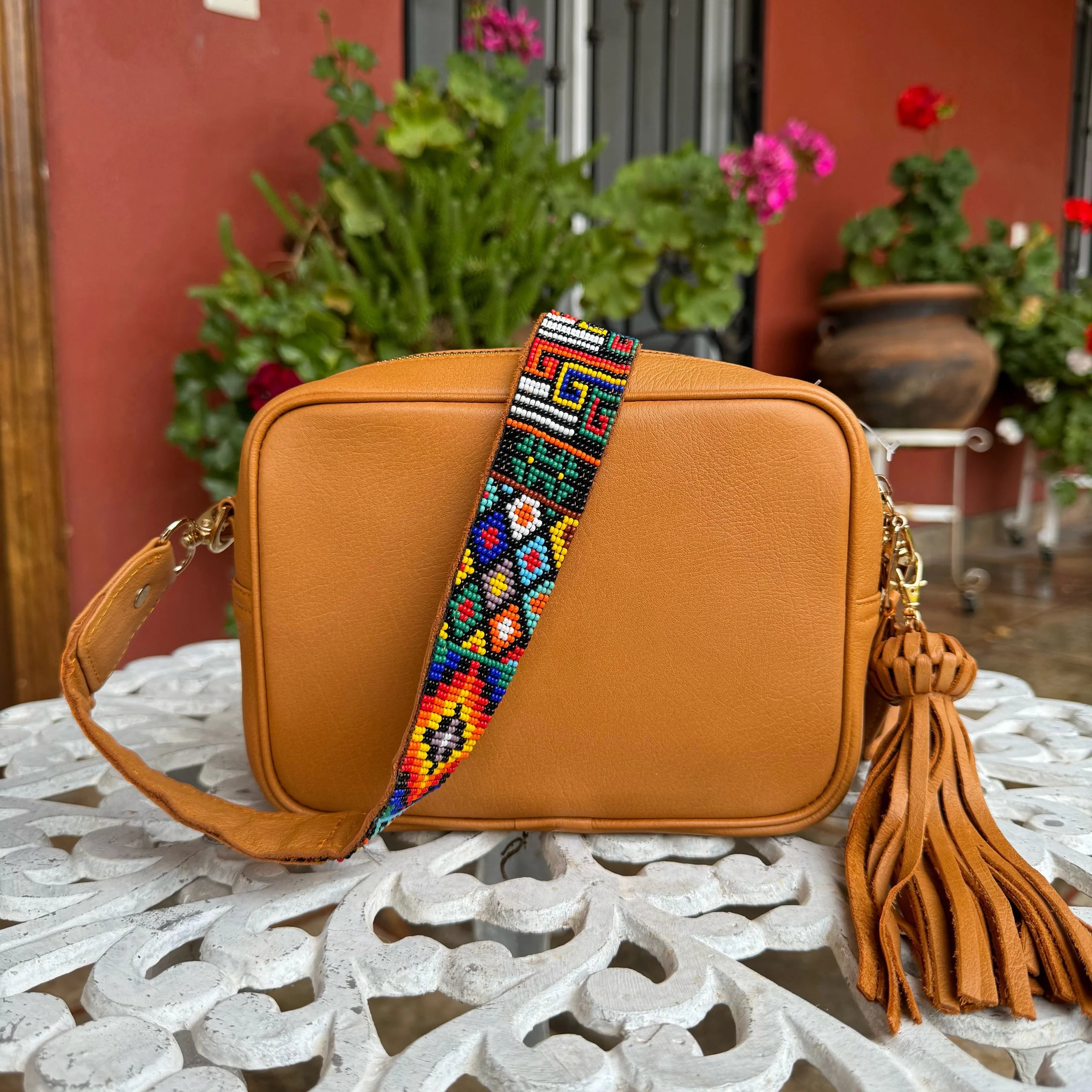 Citlali Huichol Crossbody | Caramelo - Mirasol Accessories